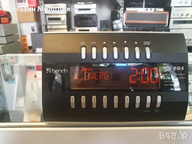 НОВО! Радиочасовник с будилник Bench Има RDS. В отлично техническо и визуално състояние.