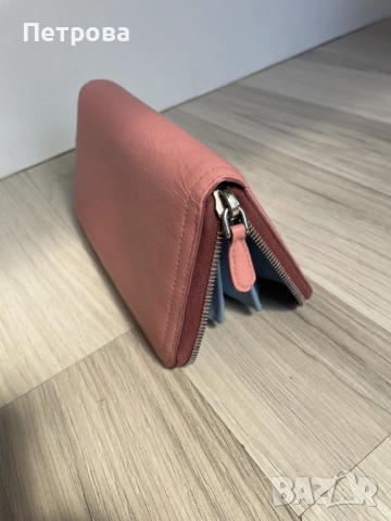 Кожен портфейл Prada Оригинал, снимка 4 - Портфейли, портмонета - 51767203