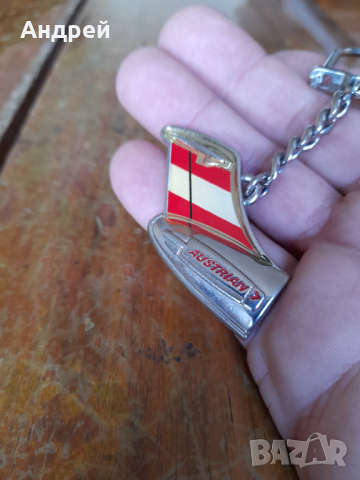 Стар ключодържател Austrian Airlines, снимка 2 - Други ценни предмети - 44926083