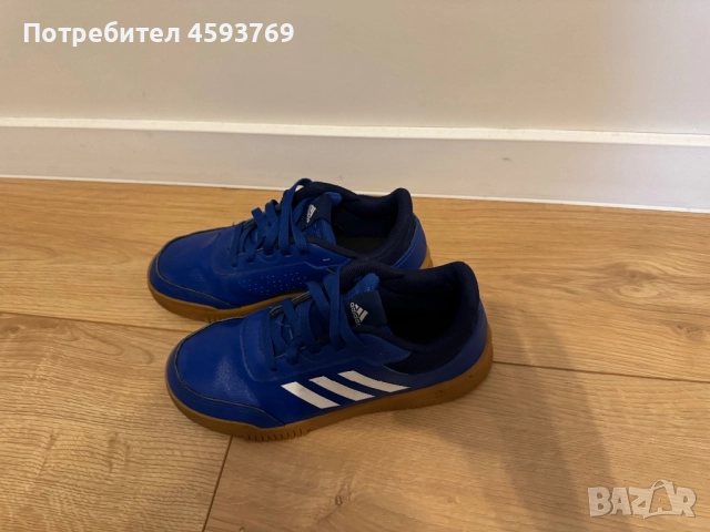 Маратонки adidas, номер 36 1/2, снимка 2 - Детски маратонки - 52661188