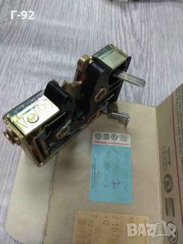 323839015C***NEU*VW (GOLF II, Jetta II,)Брава на врата отзад ляво, снимка 3 - Части - 31884977