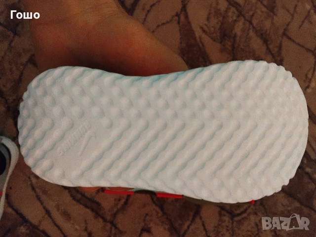 Чисто нови Детски маратонки Nike 23.5 номер, снимка 8 - Детски обувки - 51954478
