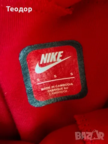 Nike Tech Fleece (S) , снимка 5 - Спортни дрехи, екипи - 56273863