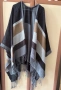 Bcbg maxazaria пончо, снимка 2