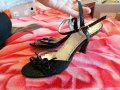 Черни сандали на нисък ток, снимка 1 - Дамски обувки на ток - 35439082