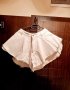 Модерни бели Къси панталонки НЕ НАЛИЧНО , снимка 1 - Къси панталони и бермуди - 40378604