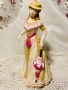 порцеланова статуетка , снимка 2