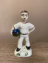 Винтидж порцеланова статуетка „Момче с топка“, СССР, снимка 1