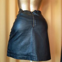 Steps S/M Черна кожена къса пола с джобове с цип , снимка 4 - Поли - 34931540