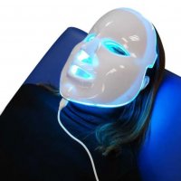 Козметична Led маска за лице със светлинна терапия, фотодинамична терапия, акне, бръчки, снимка 14 - Козметични уреди - 37601981
