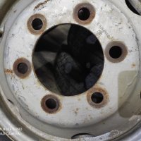 Резервна гума Ивеко, снимка 3 - Гуми и джанти - 38419313