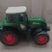 Трактор играчка, снимка 4 - Коли, камиони, мотори, писти - 42482132
