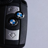 Малка лепяща емблема BMW емблемка БМВ лого синьо бяло Значка лепенка за ключ за дистанционно 11 мм с, снимка 13 - Аксесоари и консумативи - 29619602