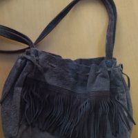 Кафява чанта с ресни, естествен велур, снимка 1 - Чанти - 37178251