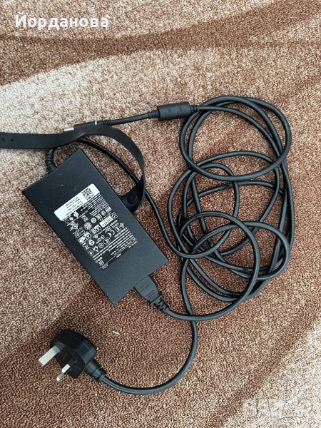 Зарядно Dell 130W, снимка 1