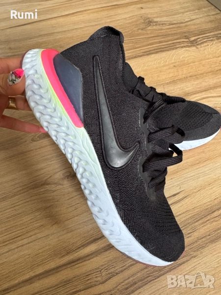 Оригинални спортни маратонки React Flyknit 2! 41 н, снимка 1