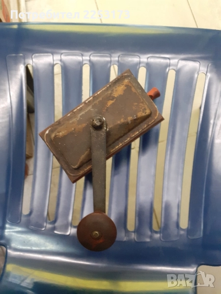 Дървена мелница стара, снимка 1