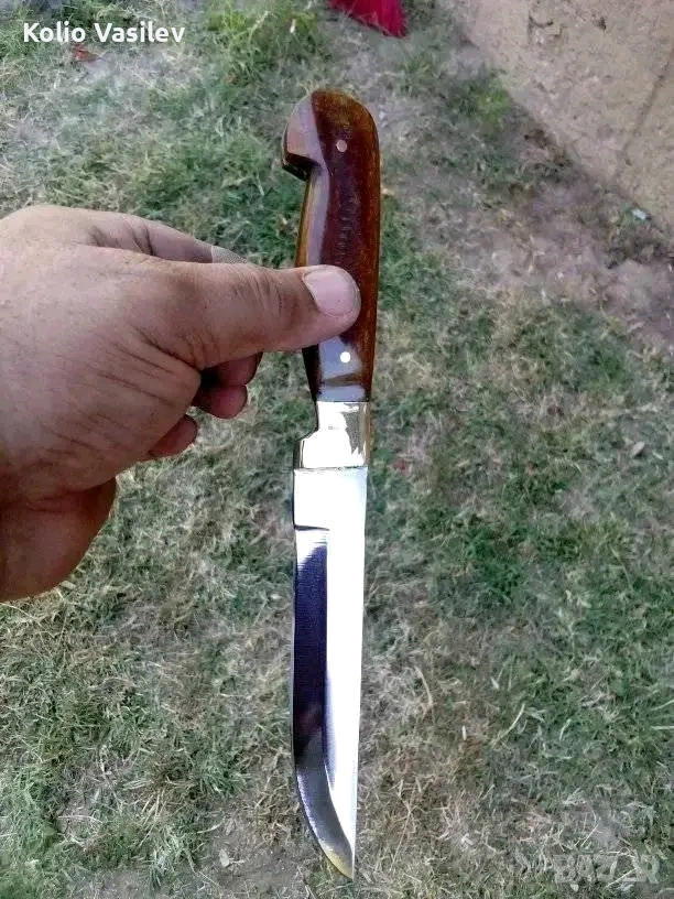 продавам ръчно изработен нож стомана 4х13.дължина на острието 15см.дръжка от текстолит цена 25лв., снимка 1
