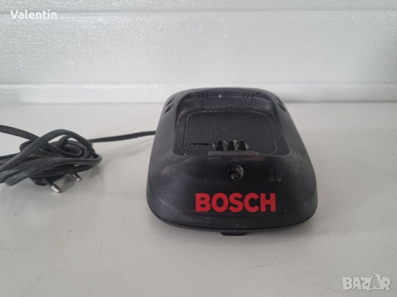 Зарядно Bosch Al 2215Cv, снимка 1