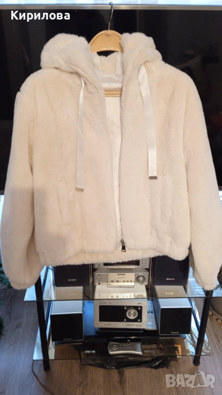 Дамско кожено късо палто, снимка 1