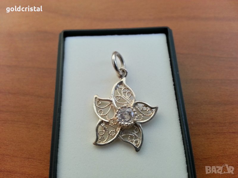 Сребърна висулка медальон , снимка 1