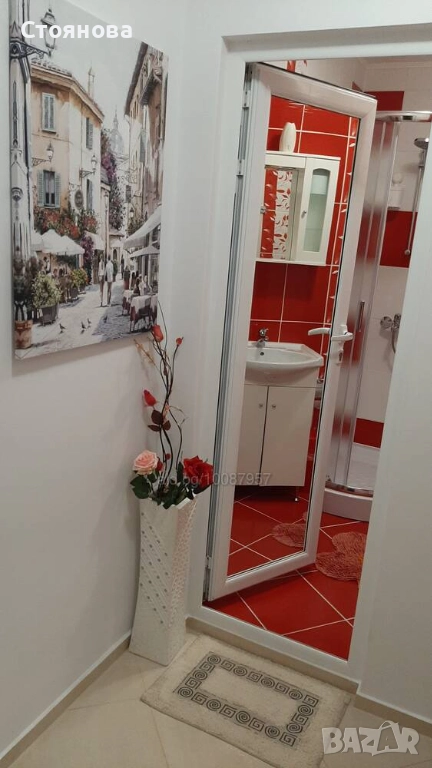 Собственик отдава под наем ЕДНОСТАЕН УЮТЕН апартамент в ж.к. "Лазур", до пицария Гранд Италия., снимка 1