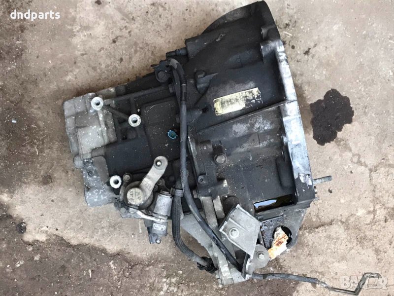 Скорости Renault Scenic 1.9dCi 2004г. (6-степенна), снимка 1