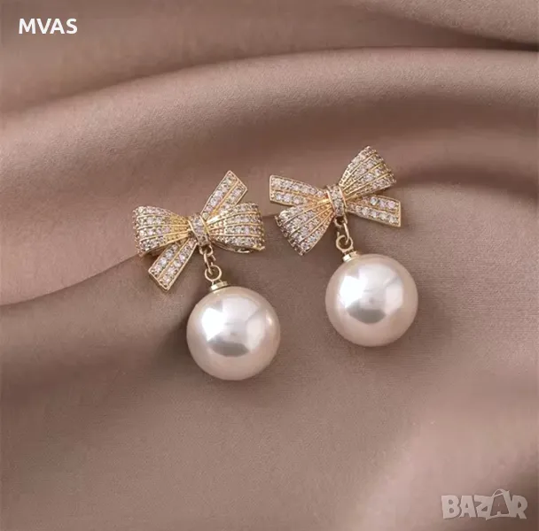 Нови Коледни обеци топки бели Коледно парти обици, снимка 1