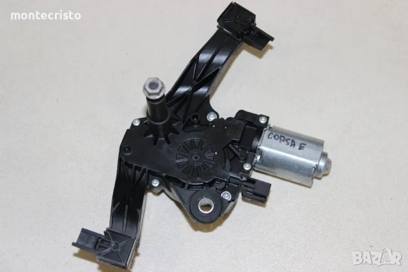 Моторче задна чистачка Opel Corsa E 5 врати (2015-2019г.) 0390205011 мотор 39045012, снимка 1