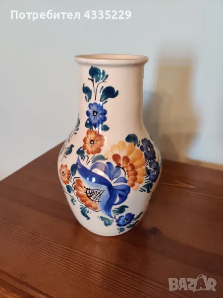 Порцеланова ваза, снимка 1