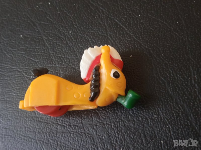 Фигурка от шоколадови яйца Kinder / Киндер, снимка 1