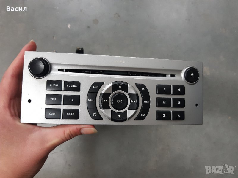 Радио с mp3 Peugeot 407 СЕДАН 2.0 HDI 2.0hdi 136 к.с Пежо 407 СЕДАН 2.0 ХДИ 2.0хди pejo, снимка 1