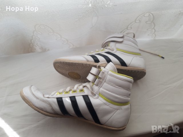 Високи маратонки-Adidas, снимка 9 - Маратонки - 33790055