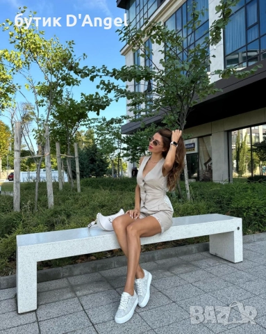 Елек с гръб дантела в бежов цвят, снимка 2 - Елеци - 51652163