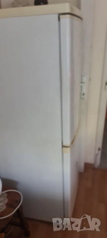 Хладилник с фризер Prolux, снимка 2 - Хладилници - 52694241