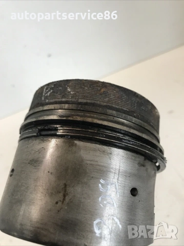 Бутало с биела Om617 3.0D за Mercedes 309D (1989) 61502 , снимка 2 - Части - 53995489