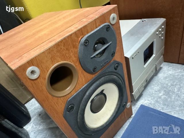 Мини аудио система Sony HCD-T1, снимка 3 - Аудиосистеми - 53133670
