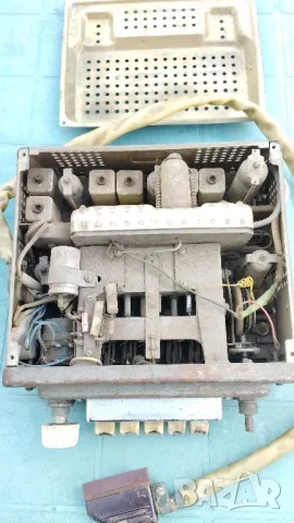 Лампово ретро авто радио А-18, снимка 7 - Радиокасетофони, транзистори - 49776980