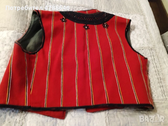 Български народни носии Елеци, снимка 17 - Антикварни и старинни предмети - 54082075