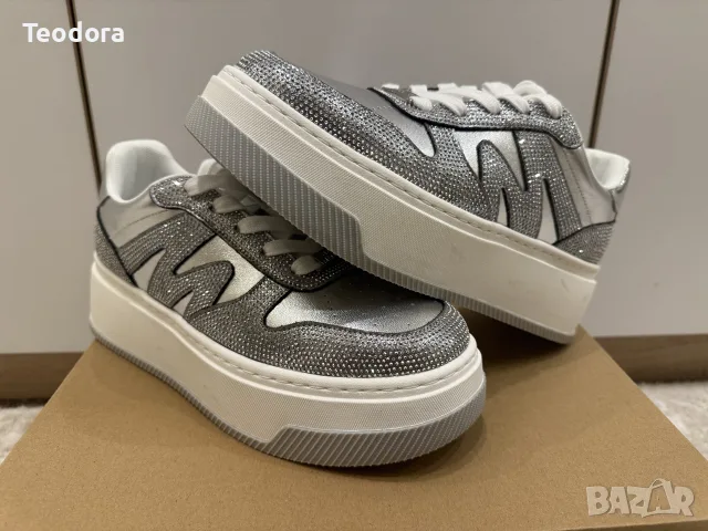 Дамски обувки Steve Madden, снимка 2 - Маратонки - 56106733