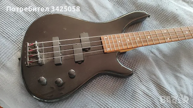 Бас китара Stagg BC300-BK, снимка 2 - Китари - 56348412