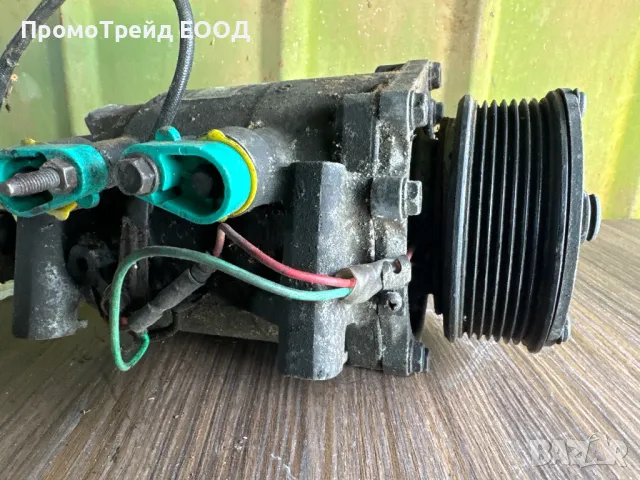 Компресор климатик Хонда ЦРВ Счупена Шайба Honda Cr-V EZ 0396570 , снимка 2 - Части - 49256234