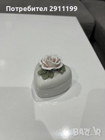 Порцеланови украшения, снимка 2 - Декорация за дома - 52635232