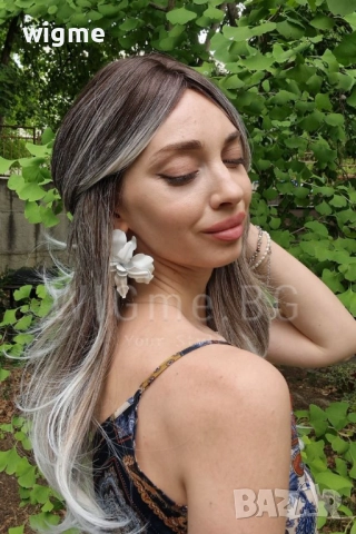 Дълга сребристо руса чуплива перука Силвър, снимка 12 - Аксесоари за коса - 51443561