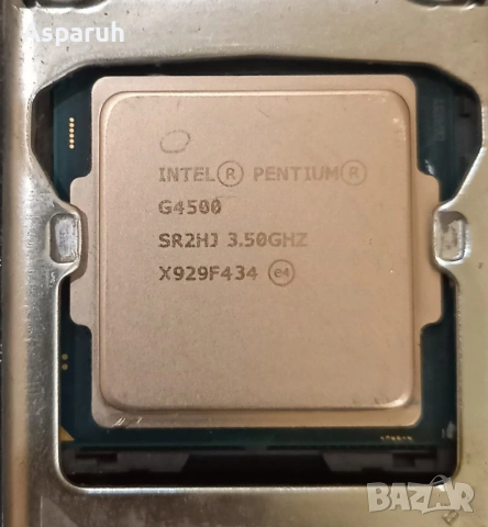 intel pentium G4500 3.5Ghz.