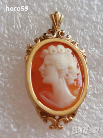 Златен авторски медальон камея,злато 375
