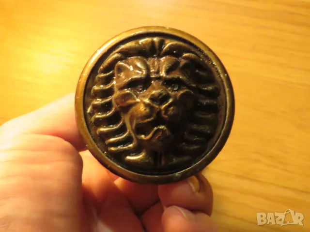 Старинна дръжка за врата с лъвска глава - Двустранна красота за твоя дом - Покажи класа и стил . 