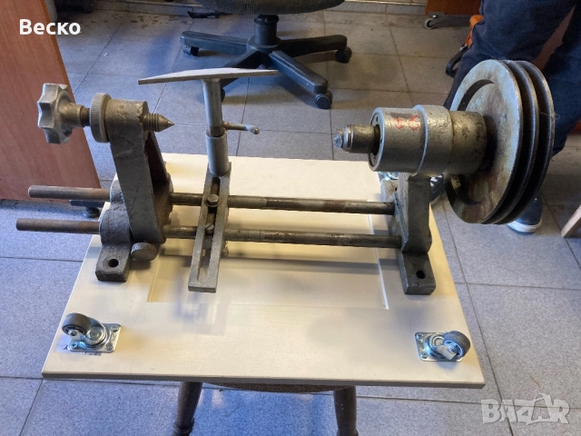 Мини струг за дърво