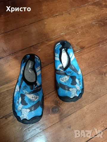 Детски аква обувки 