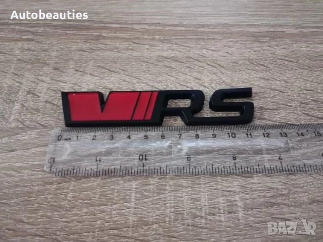Skoda VRS червено с черно емблема, снимка 2 - Аксесоари и консумативи - 52533038